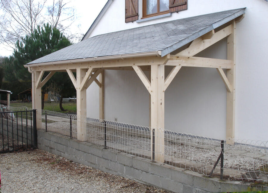 un carport classique avec montage traditionnel en Essonne (91)