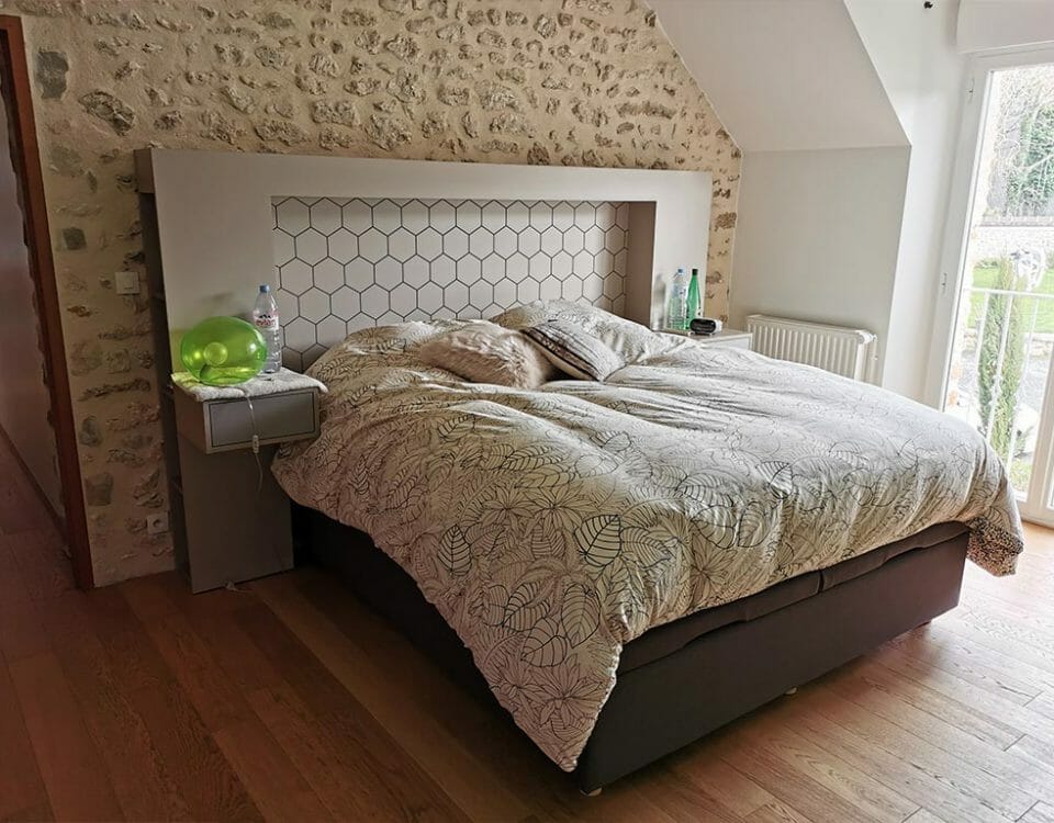 Tête de lit sur-mesure en Essonne