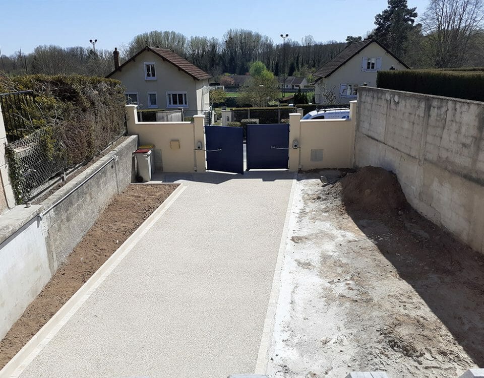 Réalisation d'une allée en béton à Boutigny en Essonne