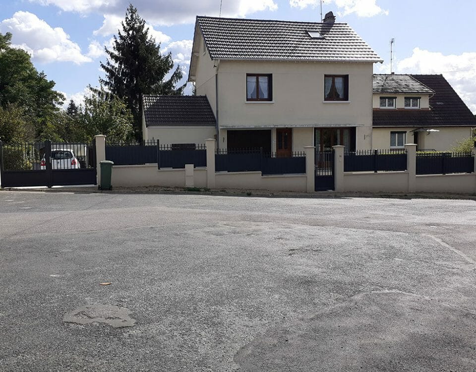 Travaux de maçonnerie à Cerny : clôture maçonnée