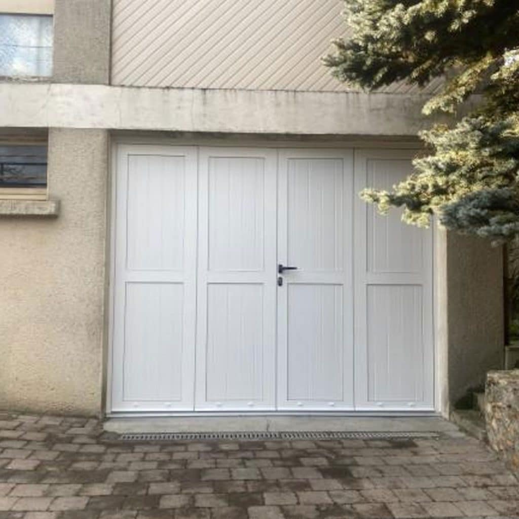 Porte de garage en PVC Thiebaut