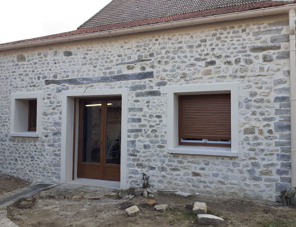 Création d'une ouverture dans un mur à Boissy le Cuté